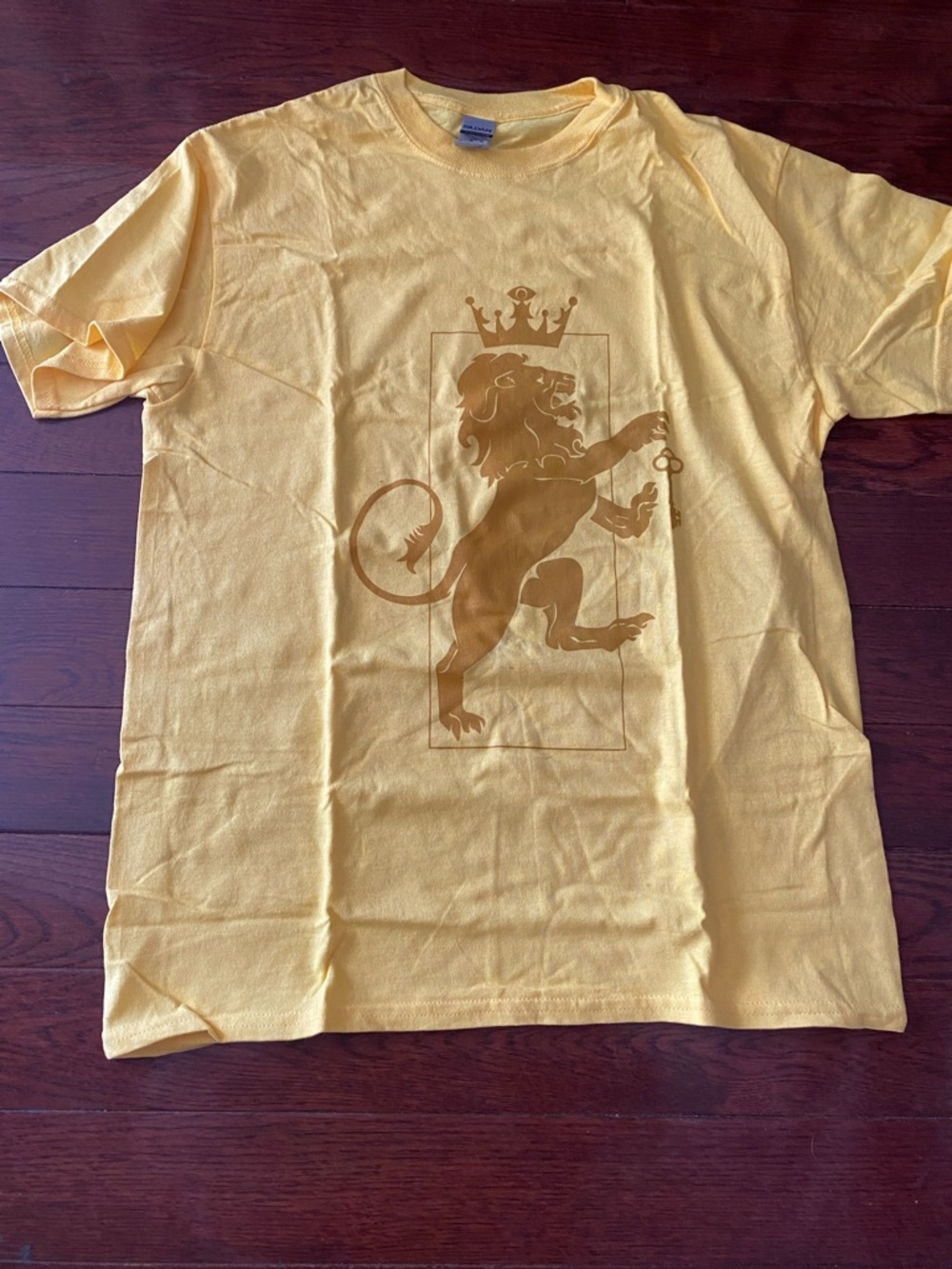 Gildan Yellow Kids Lion Crest T‑Shirt